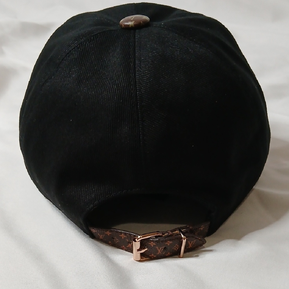 Louis Vuitton Black Monogram Cap - Picture 3 of 6